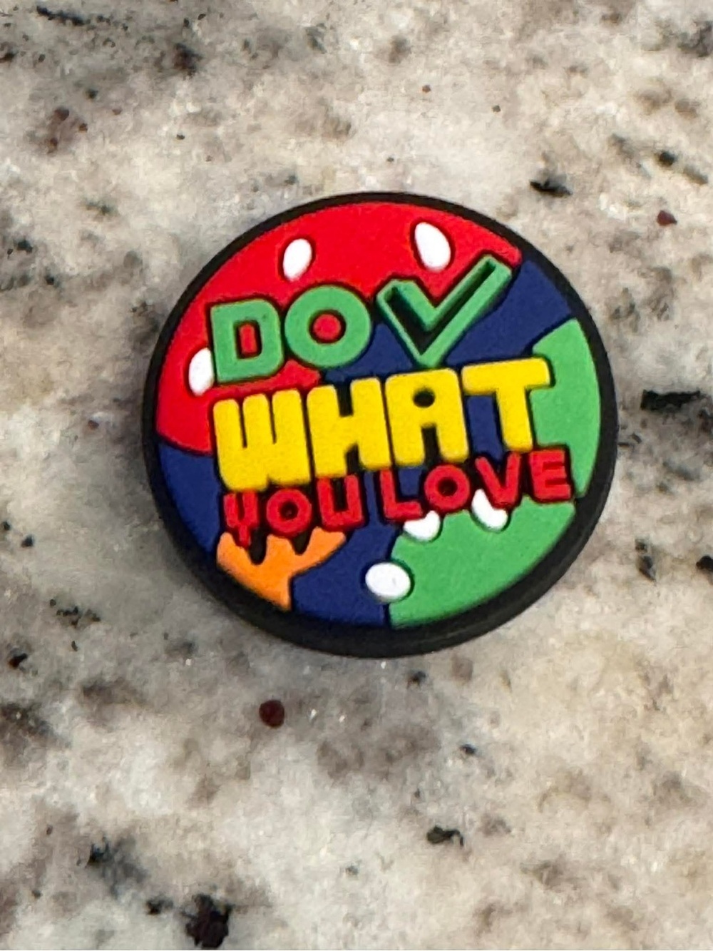 CROCS Jibbitz Pin - Do What You Love Multicolor